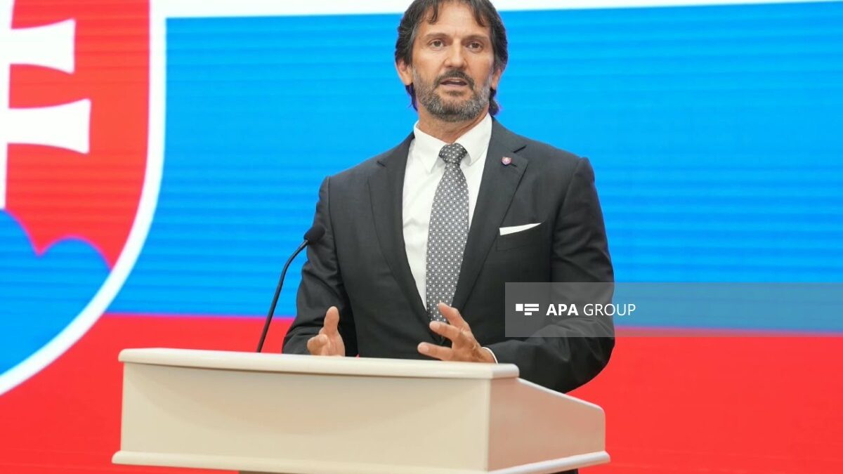Le ministre slovaque de la Défense : L&rsquo;Azerbaïdjan a montré qu&rsquo;il est possible de protéger sa souveraineté et son intégrité territoriale