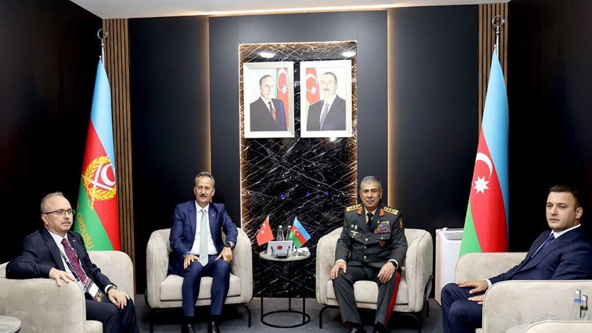 Des accords de coopération signés entre le Ministère de la Défense de l&rsquo;Azerbaïdjan et les entreprises de l&rsquo;industrie de défense turque