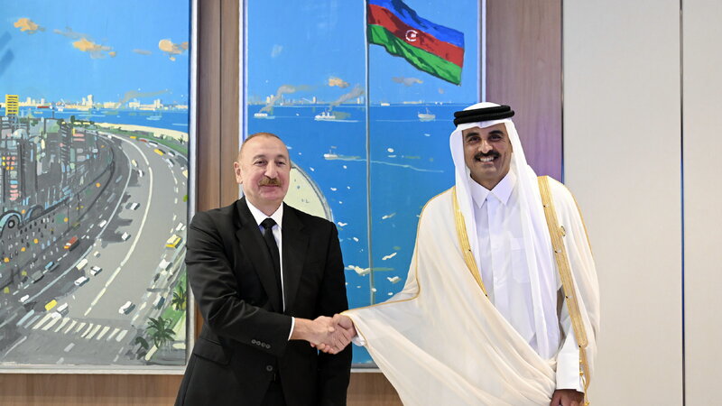 Le Président Ilham Aliyev s&rsquo;est entretenu avec l&rsquo;Émir du Qatar – MIS À JOUR