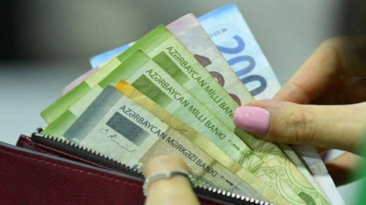 Le salaire mensuel moyen en Azerbaïdjan atteint 1173 manats