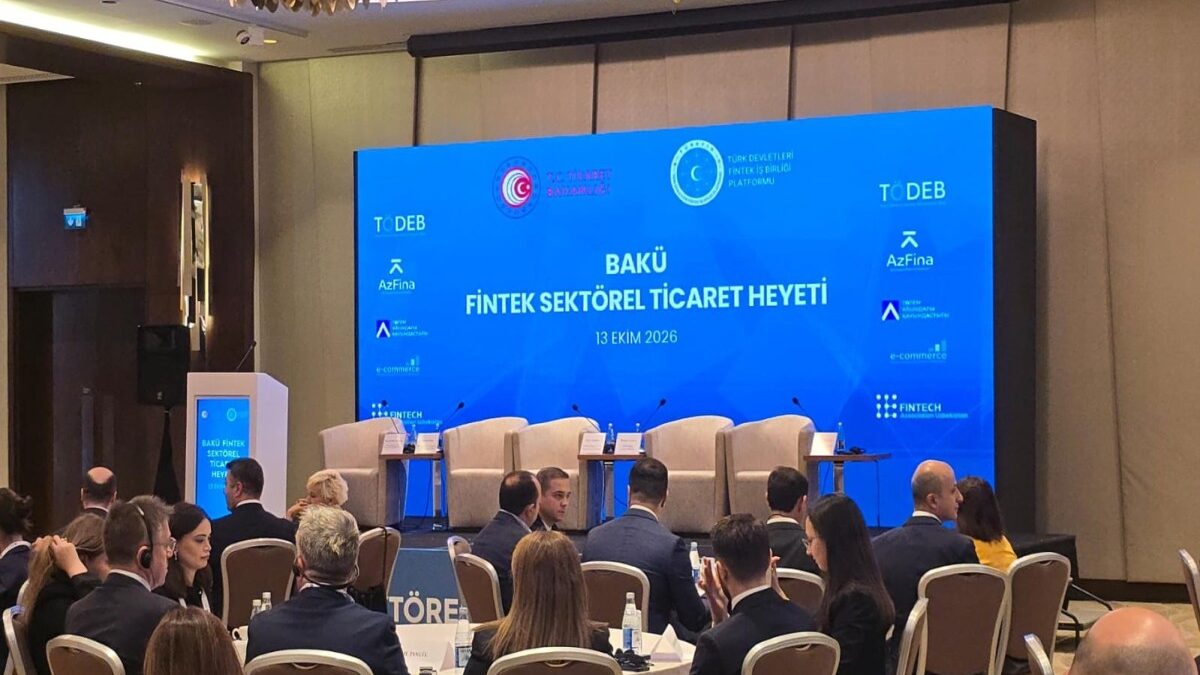Les États turcs discutent de la coopération dans le domaine de la fintech à Bakou