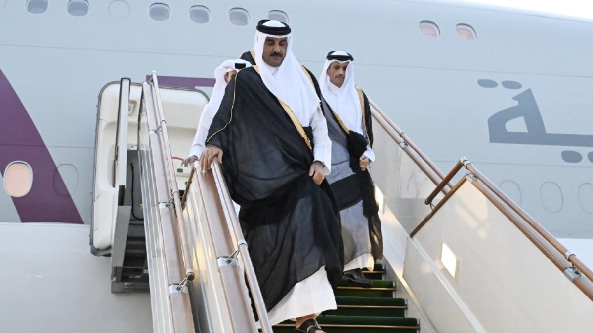 L&rsquo;émir du Qatar est arrivé en Azerbaïdjan