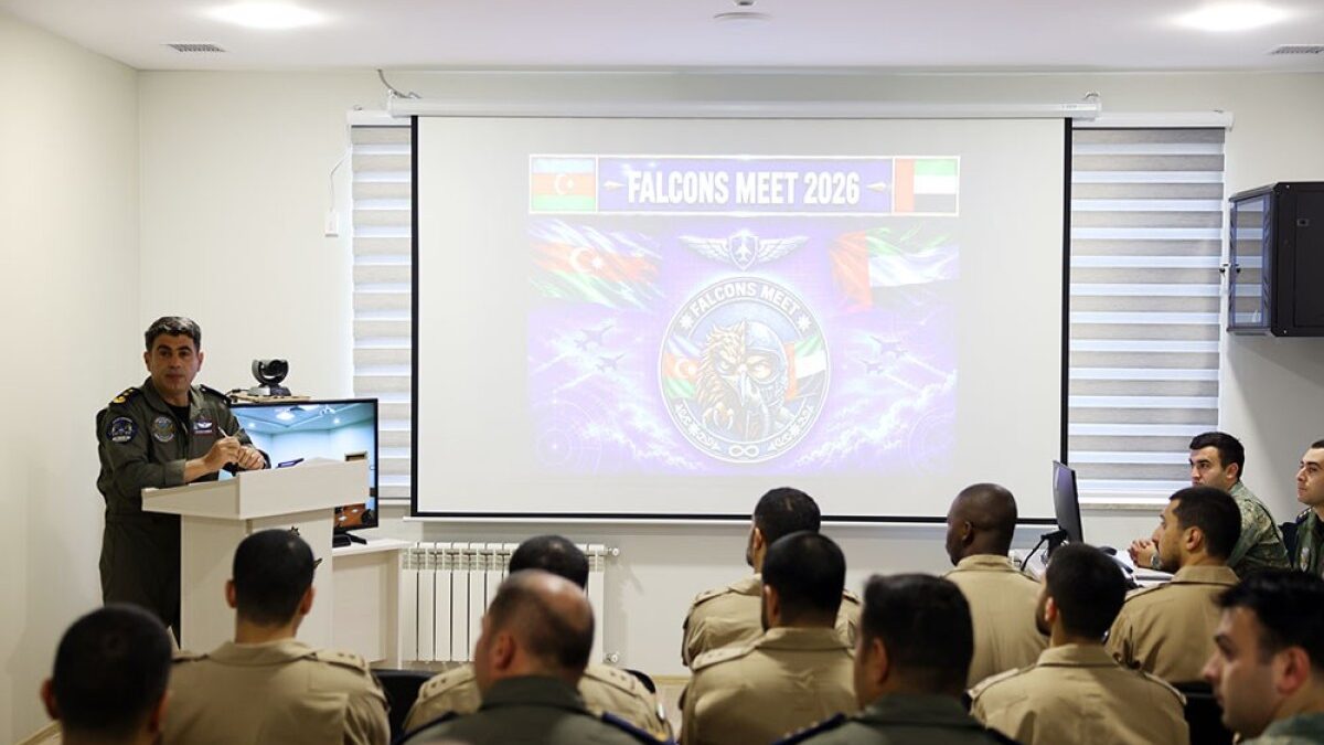 Le commandant de la Garde présidentielle des Émirats arabes unis en visite en Azerbaïdjan