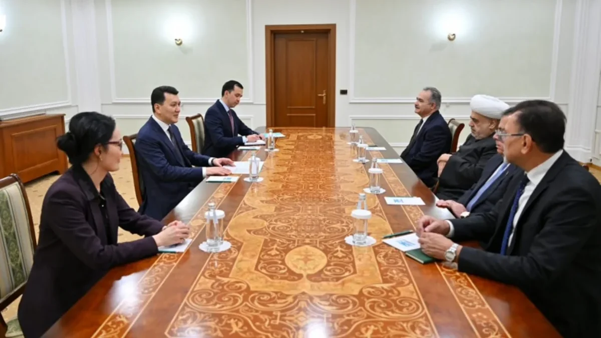Allahshükür Pashazade a discuté des relations religieuses et interétatiques avec le vice-président du Kazakhstan
