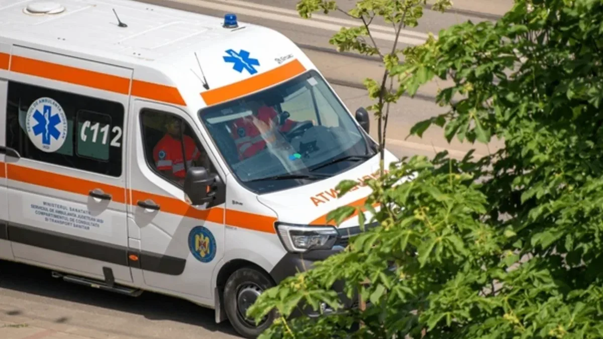 Quatre morts dans la collision entre un train et un minibus en Roumanie