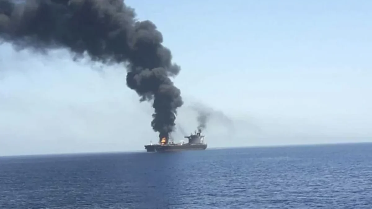 UKMTO : un pétrolier touché par des tirs dans le détroit d&rsquo;Ormuz