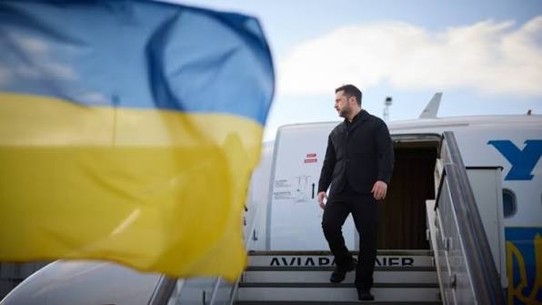 Zelensky est arrivé à Bruxelles : des rencontres avec le chef de l&rsquo;OTAN et les dirigeants de l&rsquo;UE sont prévues