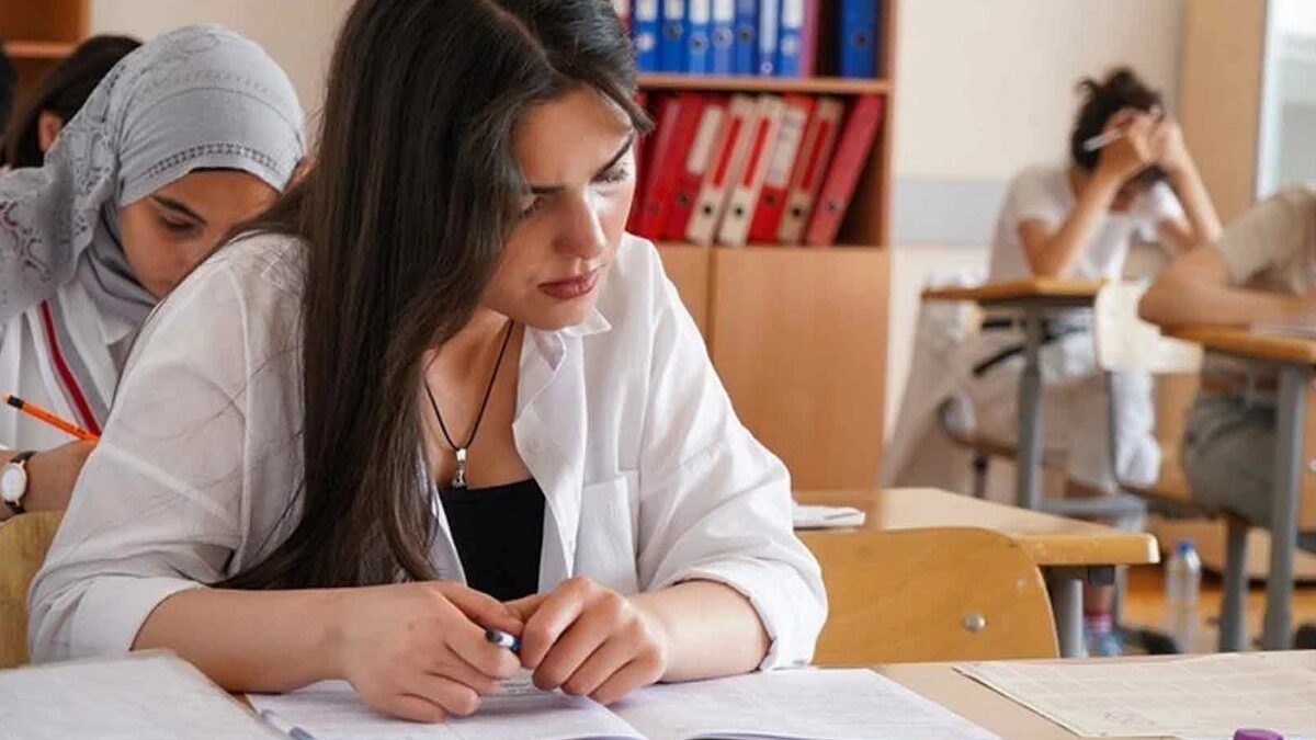 Le plan de master dans cette université a augmenté de 71 pour cent