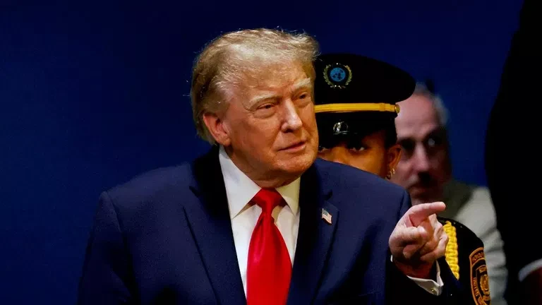 “L&rsquo;Europe est mangée vivante” – Trump