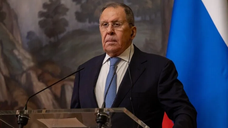 Lavrov : Je ne pense pas que Zelensky mérite une pause